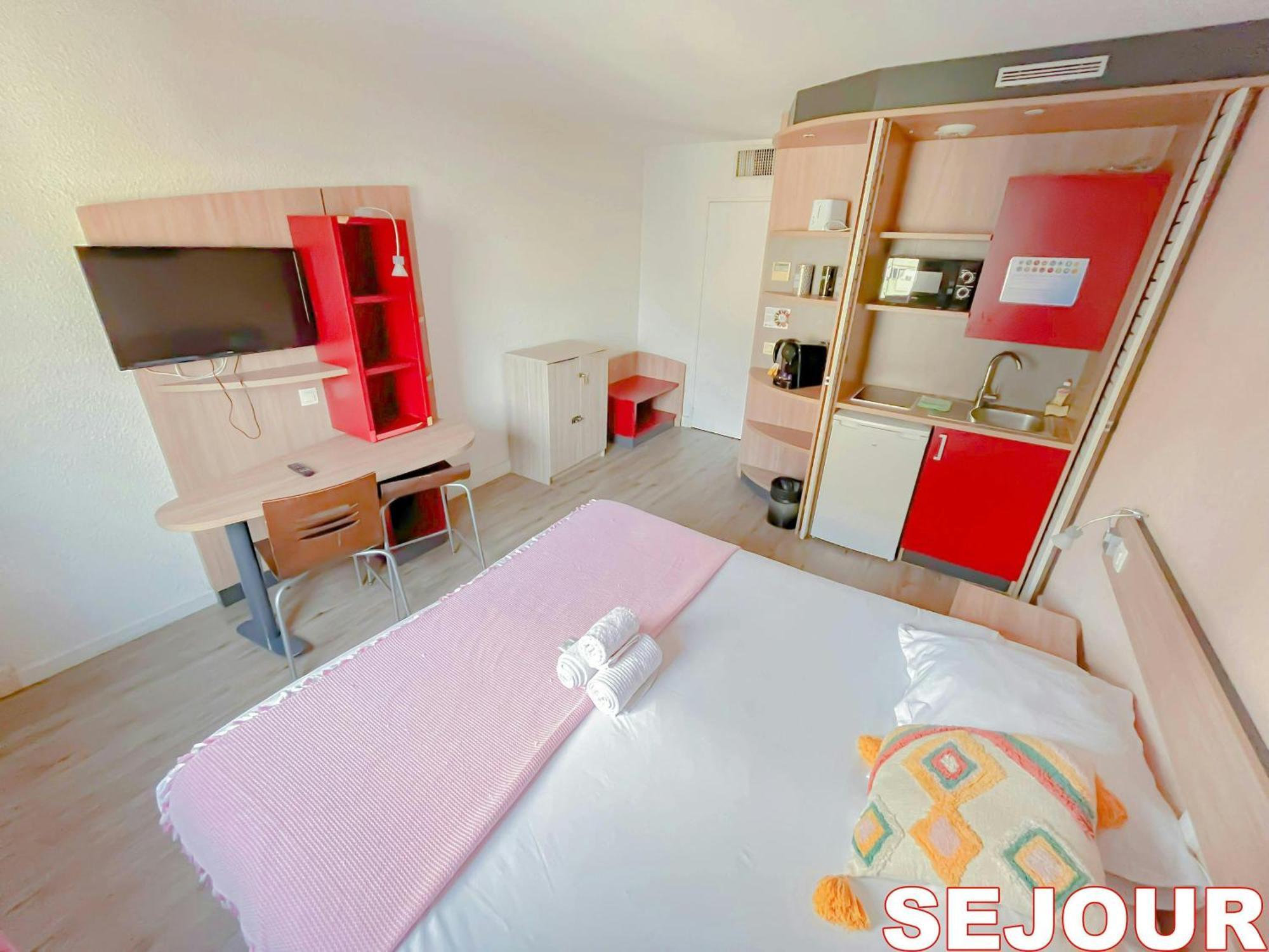 5 Minutes De Paris - Studio Unique Pantin Bagian luar foto